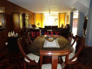 Vendo Casa cerca al Ovalo Higuereta, Surco