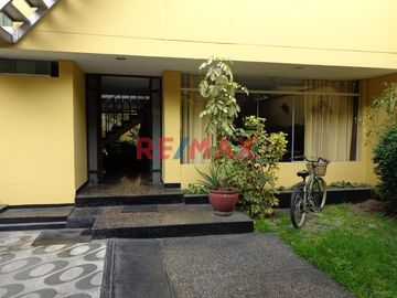 Vendo Casa cerca al Ovalo Higuereta, Surco