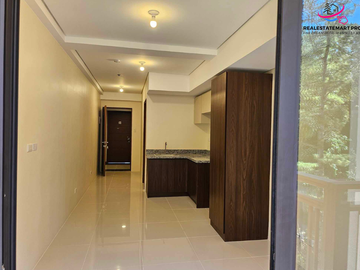 RFO Studio Condo Unit with Balcony for Sale at Selendra, Baguio City