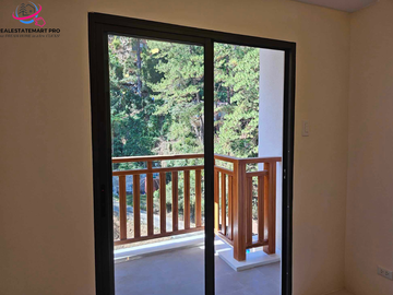 RFO Studio Condo Unit with Balcony for Sale at Selendra, Baguio City