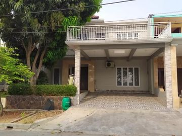 DISEWAKAN RUMAH CLUSTER BEVERLY SWIMMING POOL- Lippo Cikarang