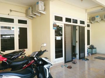 Kost Putri Dekat UNTAG Surabaya, Universitas Dr. Soetomo Surabaya, Marvell City Mall