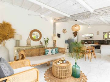2 BEDROOM MODERN VILLA IN SEMINYAK FOR RENT