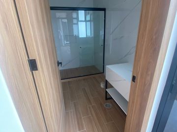 Casa Nueva en Venta, Hermoso diseño y acabados de Primera, Momoxpan, Chol.
