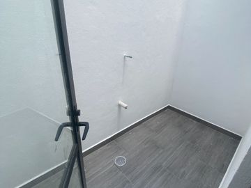 Casa Nueva en Venta, Hermoso diseño y acabados de Primera, Momoxpan, Chol.