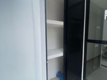 Casa Nueva en Venta, Hermoso diseño y acabados de Primera, Momoxpan, Chol.
