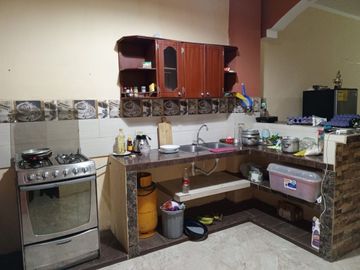 Se vende casa en cdla. Los Naranjos - Pasaje
