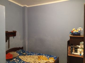 Se vende casa en cdla. Los Naranjos - Pasaje