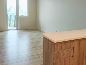 EARLY MOVE IN PROMO! 2BR MAPLE in Verdant at 89 SQM Floor Area, Fully Finished, with Balcony, 2 Parking Inclusive, in Ortigas Center Pasig City, PRE-S