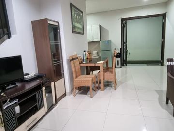Disewakan Rumah Regentown BSD City Tangerang Fully Furnished Siap Huni Lokasi Strategis Nyaman Depan ICE BSD