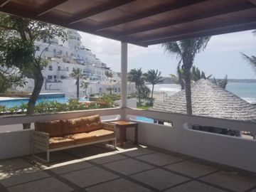 casa de venta con vista al mar en Manta