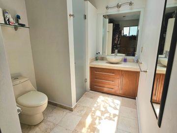 Las Cañadas Casa en Venta en Coto La Pradera con Elevador