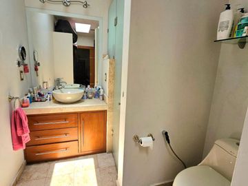 Las Cañadas Casa en Venta en Coto La Pradera con Elevador