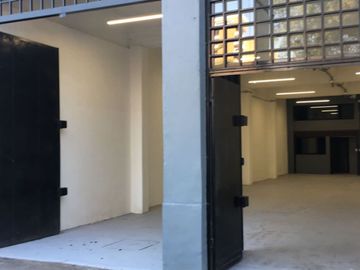 Local Comercial, Bodega Y Casa Habitacional