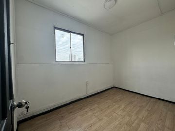 Local Comercial, Bodega Y Casa Habitacional