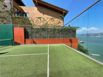MAGNIFICA CASA EN RENTA CON ACCESO AL LAGO