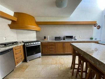MAGNIFICA CASA EN RENTA CON ACCESO AL LAGO