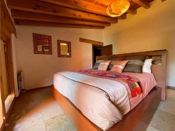 MAGNIFICA CASA EN RENTA CON ACCESO AL LAGO