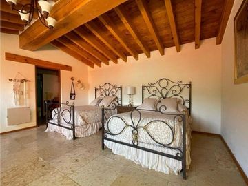MAGNIFICA CASA EN RENTA CON ACCESO AL LAGO