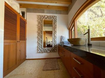 MAGNIFICA CASA EN RENTA CON ACCESO AL LAGO
