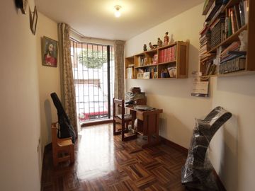 VENTA DE CASA EN SURCO - LOMAS DEL LIRIO