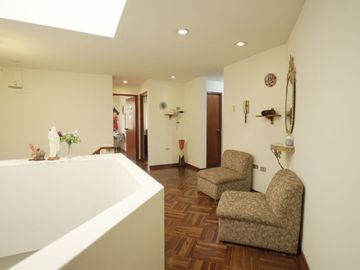 VENTA DE CASA EN SURCO - LOMAS DEL LIRIO
