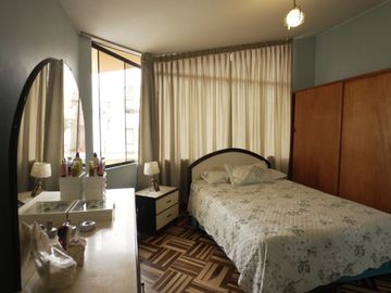 VENTA DE CASA EN SURCO - LOMAS DEL LIRIO