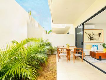 Casa con balcón, alberca común, Pre-construcción, Selvanova, Playa del Carmen