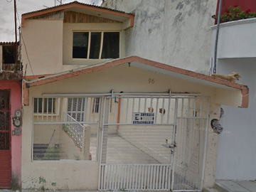 CASA EN CALLE CENTRAL PTE, CANDELARIA, COMITAN DE DOMÍNGUEZ.  ¡NO  CREDITOS!