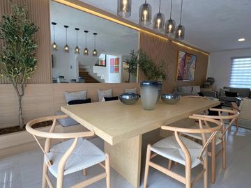Casa en Venta: Encantadora Residencia en Lucerna, Zona Sur de Aguascalientes