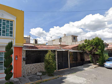 CASA EN RECUPERACION EN LA COL. GEOVILLAS HIDALGO - SOH