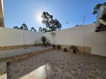 CASAS A ESTRENAR 110 M² CONSTRUCCIÓN 130 M² ÁREA TOTAL, CARCELÉN LA JOSEFINA $85.000 DÓLARES