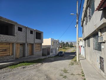 CASAS A ESTRENAR 110 M² CONSTRUCCIÓN 130 M² ÁREA TOTAL, CARCELÉN LA JOSEFINA $85.000 DÓLARES