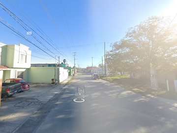 CASA EN CALLE HUEMAC, CIUDAD DEPORTIVA, MONCLOVA. ¡NO CREDITOS!