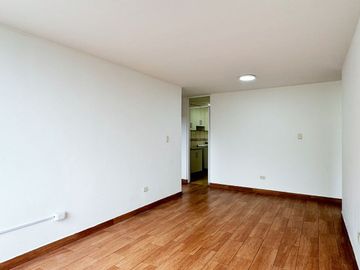 VENDO DEPARTAMENTO EN LA MOLINA (LAS LOMAS DE MOLINA VIEJA)