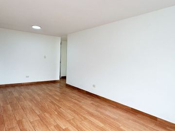 VENDO DEPARTAMENTO EN LA MOLINA (LAS LOMAS DE MOLINA VIEJA)