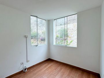 VENDO DEPARTAMENTO EN LA MOLINA (LAS LOMAS DE MOLINA VIEJA)