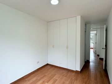 VENDO DEPARTAMENTO EN LA MOLINA (LAS LOMAS DE MOLINA VIEJA)