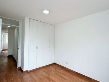 VENDO DEPARTAMENTO EN LA MOLINA (LAS LOMAS DE MOLINA VIEJA)