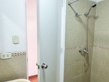 VENDO DEPARTAMENTO EN LA MOLINA (LAS LOMAS DE MOLINA VIEJA)