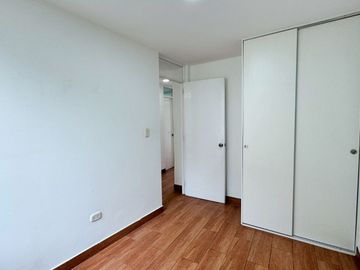 VENDO DEPARTAMENTO EN LA MOLINA (LAS LOMAS DE MOLINA VIEJA)