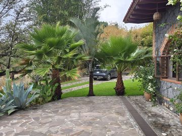 Casa en venta en Tepoztlán Morelos, con amplio terreno