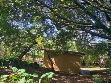 Casa en venta en Tepoztlán Morelos, con amplio terreno