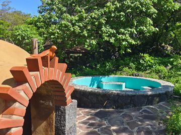 Casa en venta en Tepoztlán Morelos, con amplio terreno