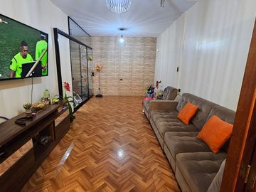 Linda Casa lista para Mudarse, En condominio cerrado con 2 cocheras, 137m2 AT