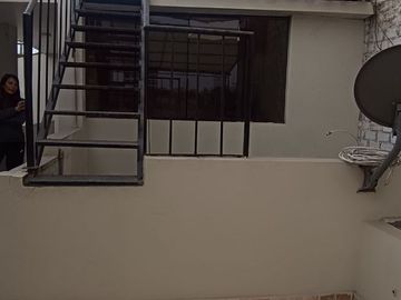 Linda Casa lista para Mudarse, En condominio cerrado con 2 cocheras, 137m2 AT