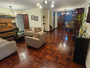 Linda Casa lista para Mudarse, En condominio cerrado con 2 cocheras, 137m2 AT