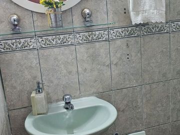 Linda Casa lista para Mudarse, En condominio cerrado con 2 cocheras, 137m2 AT