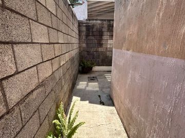 CASA DUPLEX PLANTA BAJA FRACC DIEGO RIVERA - MERCADO DE ABASTOS