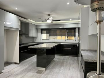Venta de Casa en Cumbres Elite Hacienda con Paneles Solares Monterrey
